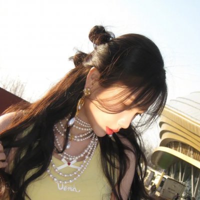 金光松美的四块石板